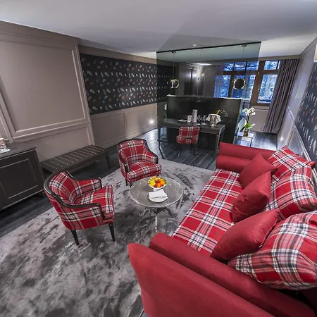 Spinale Otel