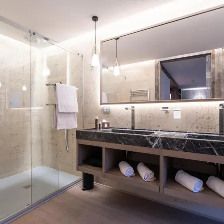 Spinale Otel 5*