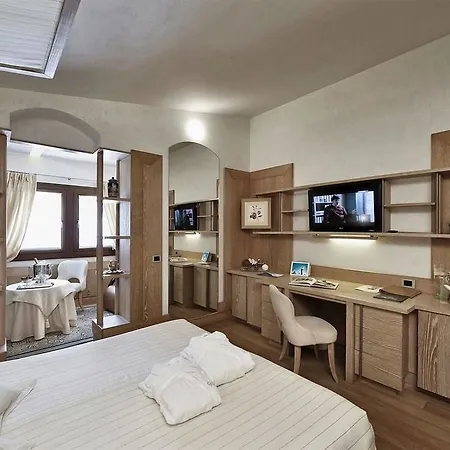 Spinale Otel 5*