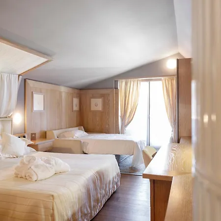 Spinale Otel Madonna